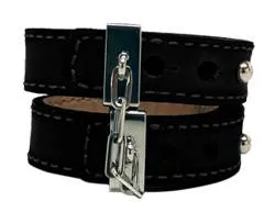 Les menottes Crave Cuffs en cuir et métal