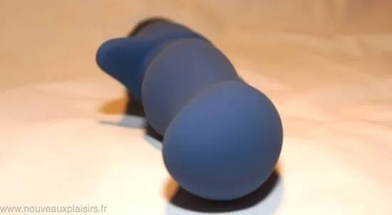 Le pulsateur Fun Factory Stronic Zwei pour une utilisation vaginale ou anale