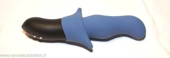 Gros plan sur la texture en silicone bleu du Fun Factory Stronic Zwei