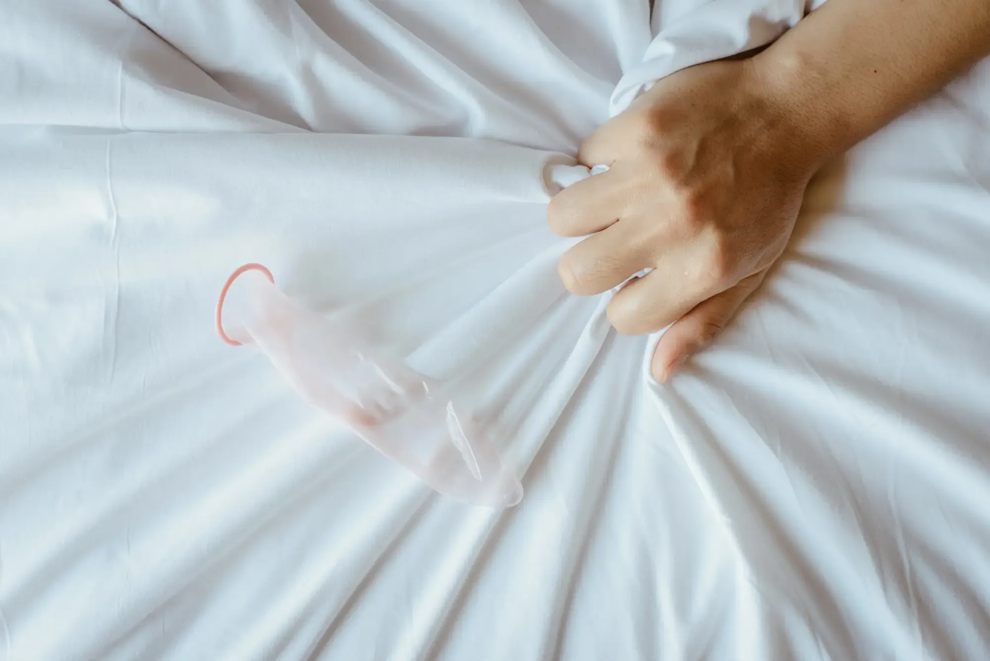 Le stealthing : retirer le préservatif sans le dire