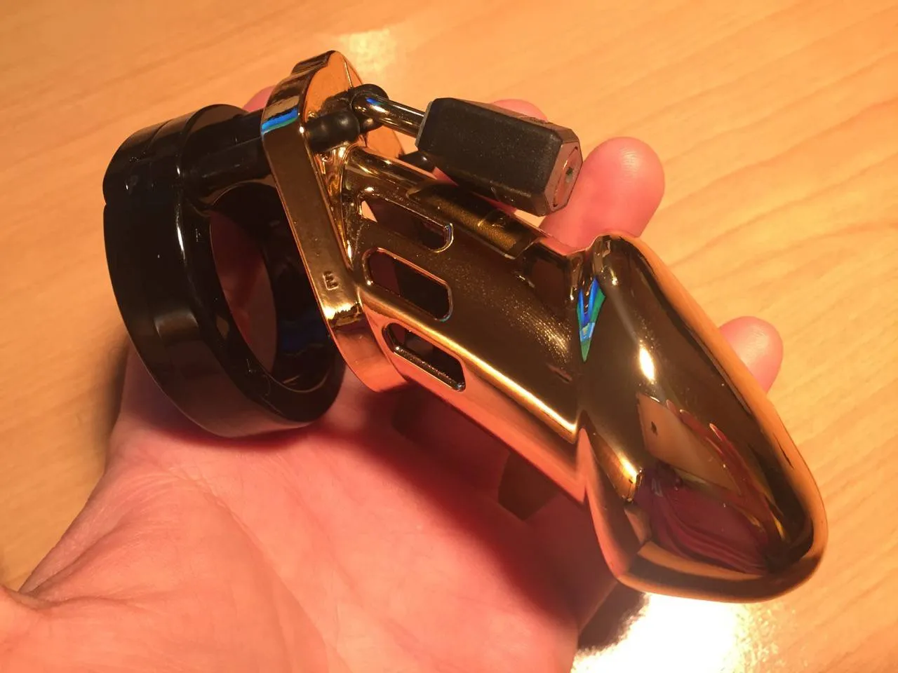 nxpl-cb-6000-gold-cage-chastete-15