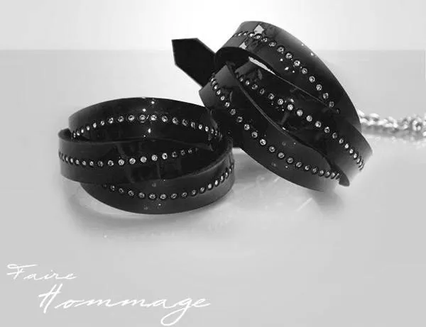 nxpl fairehommage trinitycuffs
