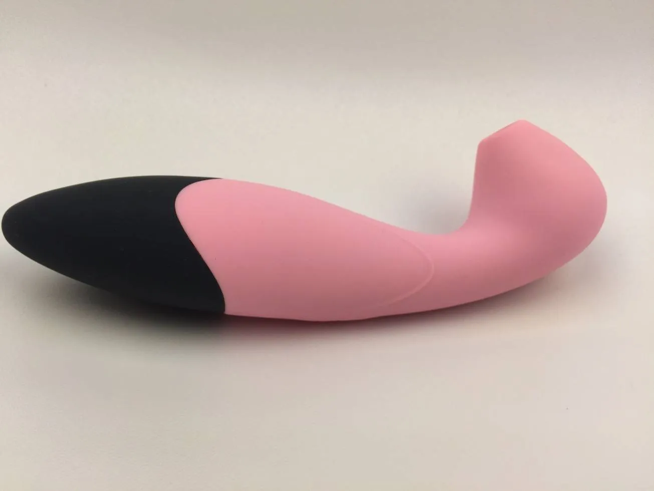 Design latéral du stimulateur clitoridien Fontaine de Jouvence