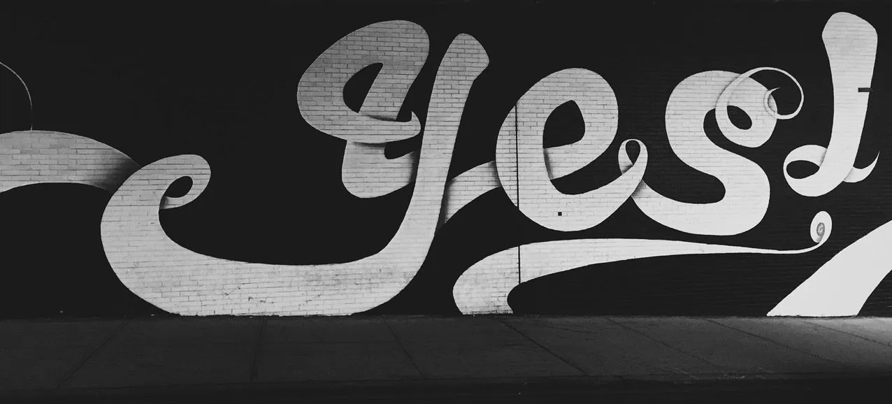 Femme pratiquant la pleine conscience et le consentement au quotidien