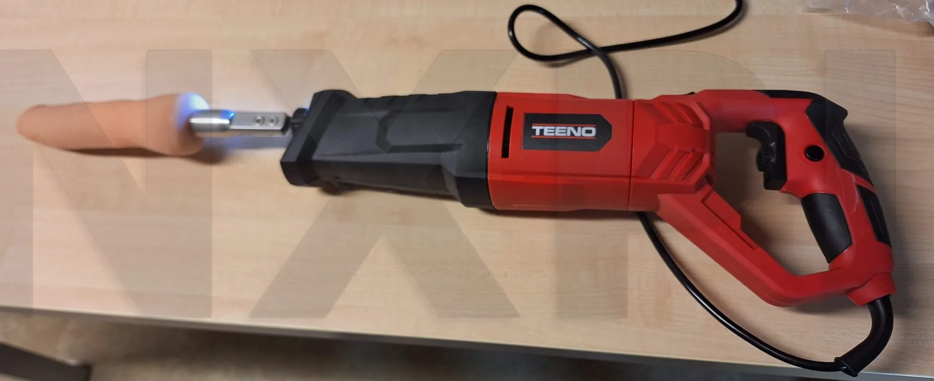 Fucking machine DIY : Construction et test du Burinator