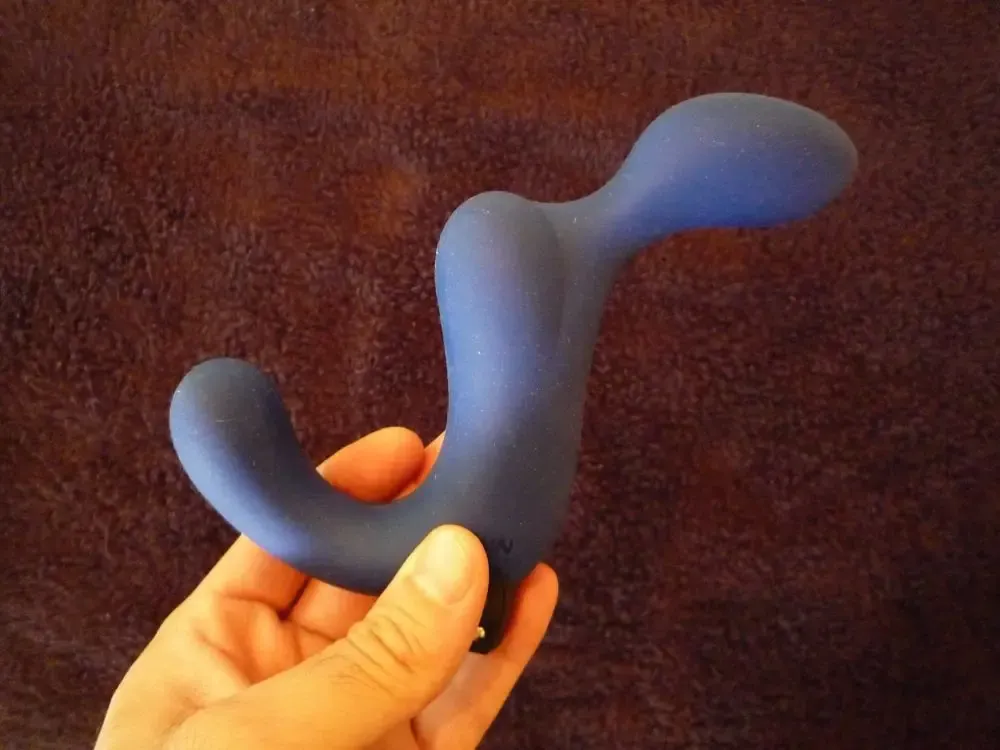 La taille du Fun Factory Duke dans ma main