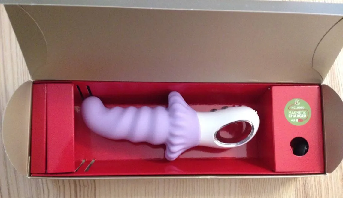 Le vibromasseur Fun Factory Moody G5 sous un angle mettant en avant sa souplesse