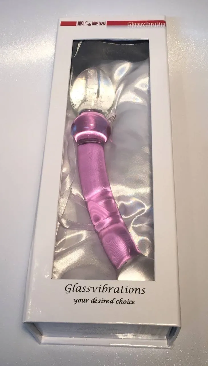 Boîte et présentation du godemichet GlassVibrations Purple Love