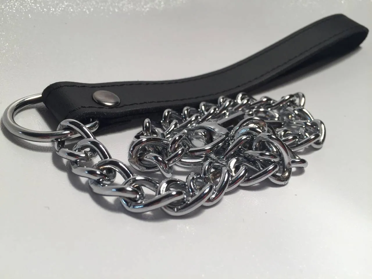 Harnais en cuir avec laisse de Dèmonia