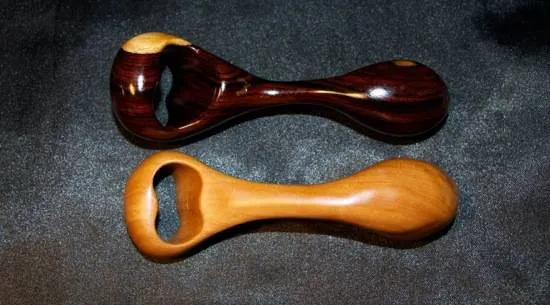 Comparaison entre le godemichet l'Orchidée et le modèle Fling