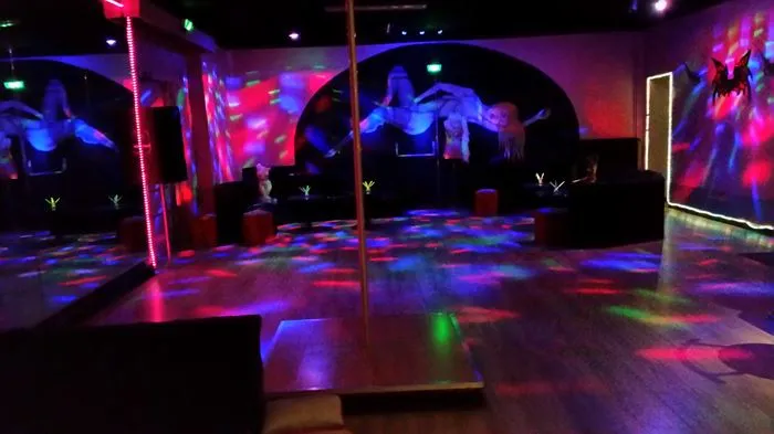 Ma première fois en club libertin