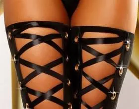 Test des bas Lolitta Bizarre : l'accessoire fetish par excellence