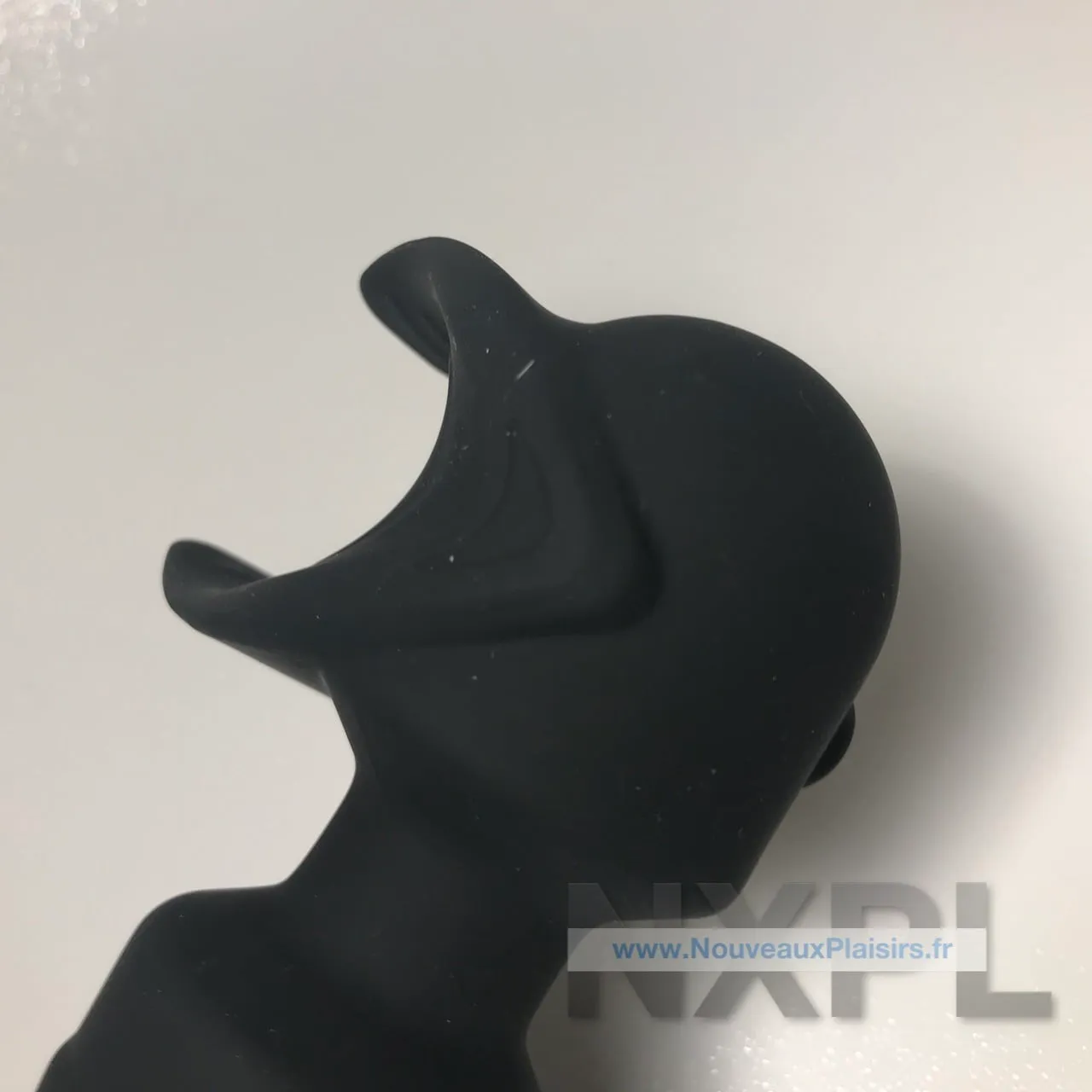 Utilisation du Man Wand sur un corps féminin