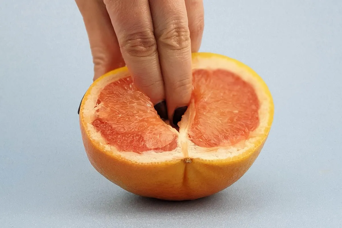 Honorer sa vulve, se masturber...