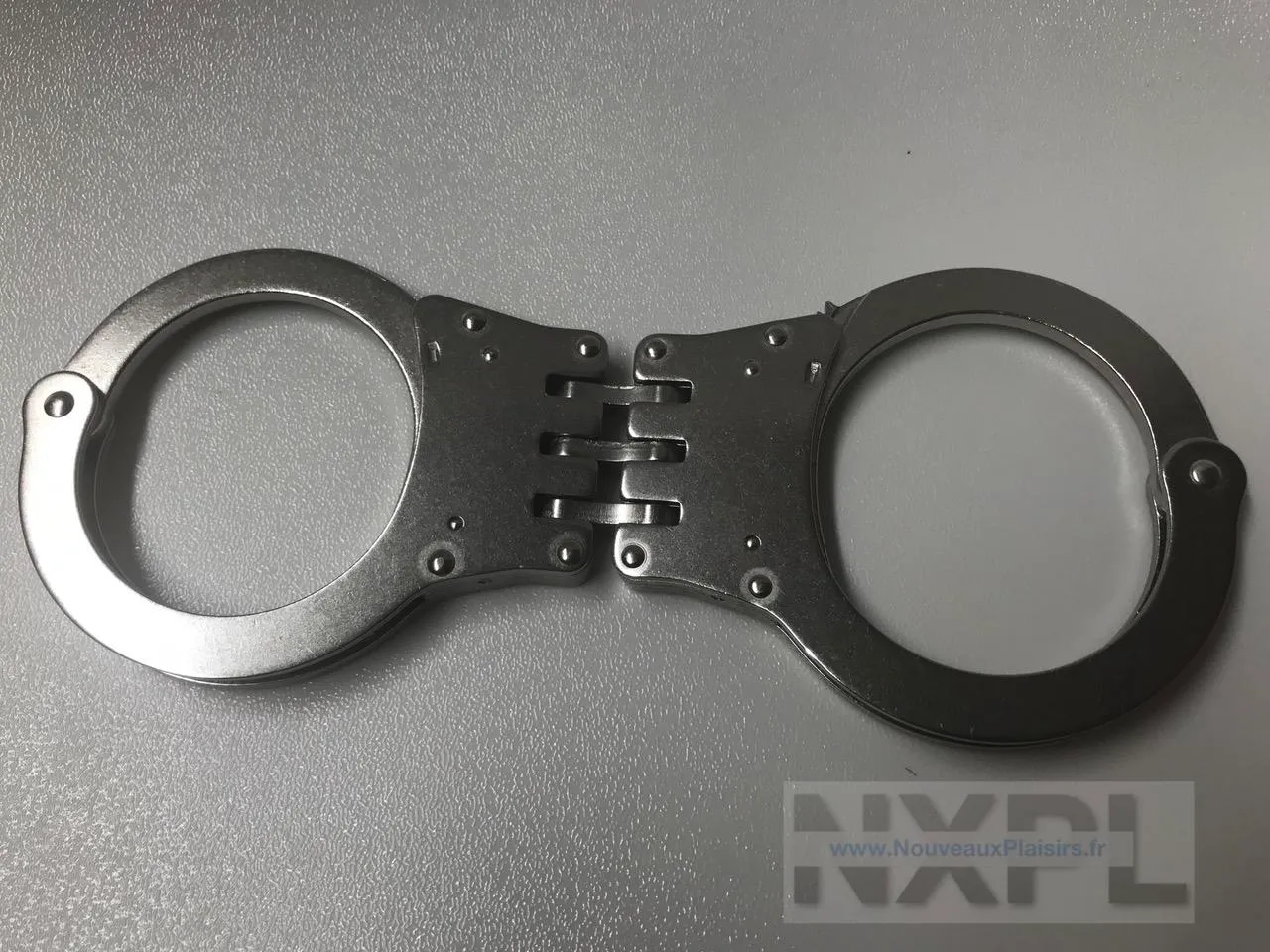 nxpl menottes charnieres rimba 05