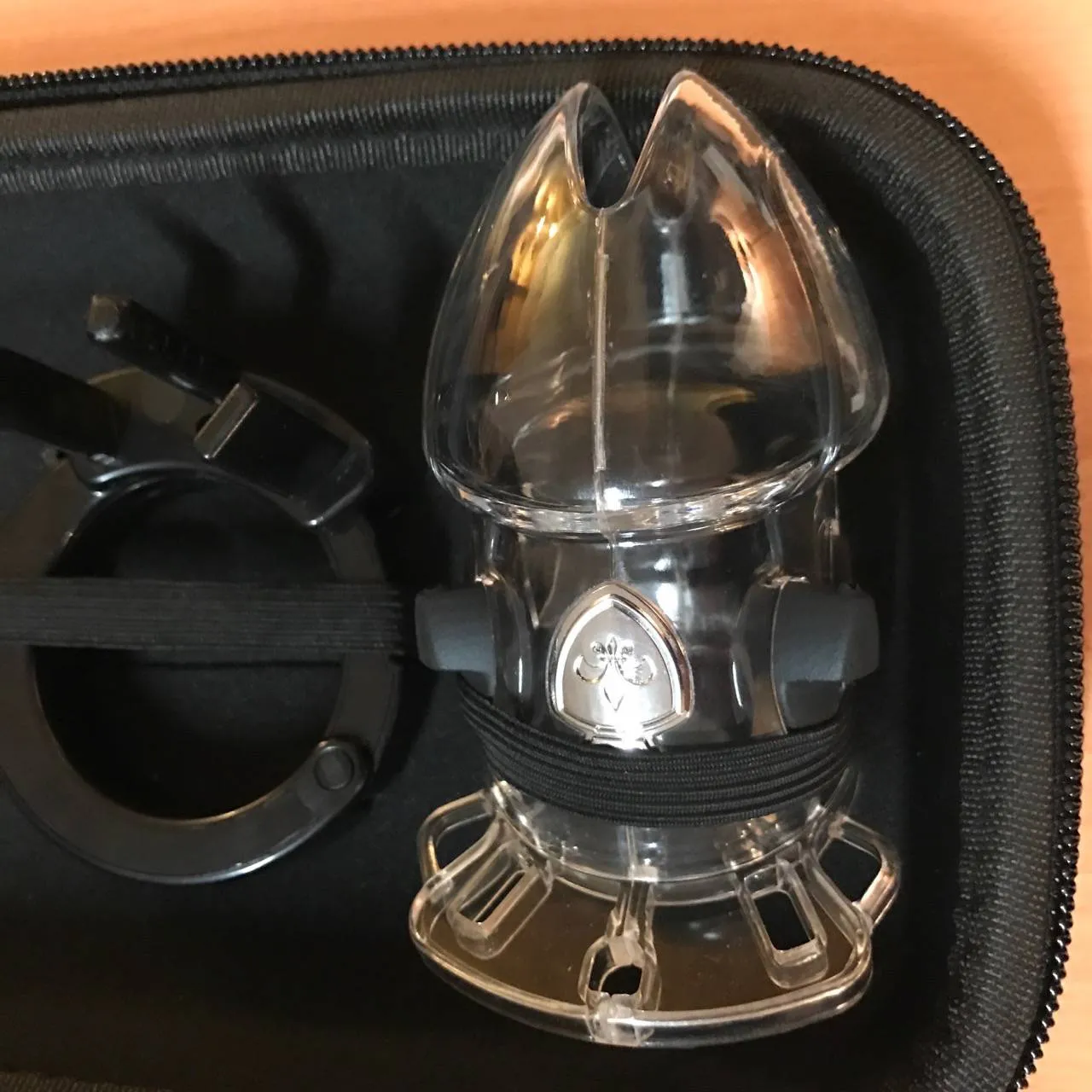 Test de la cage de chasteté compatible Electrostim Mystim Pubic Enemy N°1 - NXPL