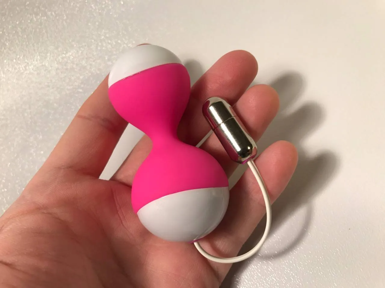 L'œuf vibrant Nalone Miu Miu prêt pour l'utilisation