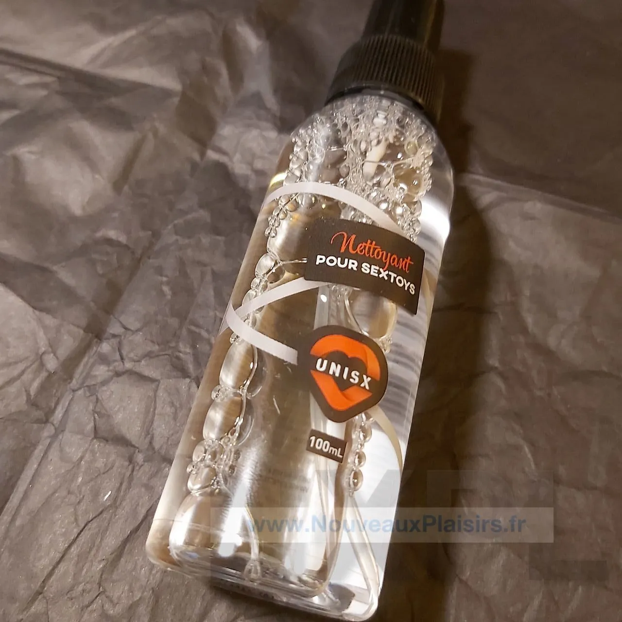 Détail du packaging du nettoyant UniSX