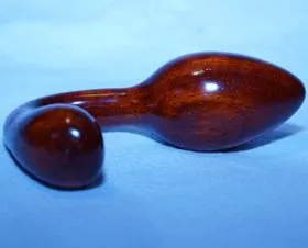 Test du plug anal en bois Nobessence Dare