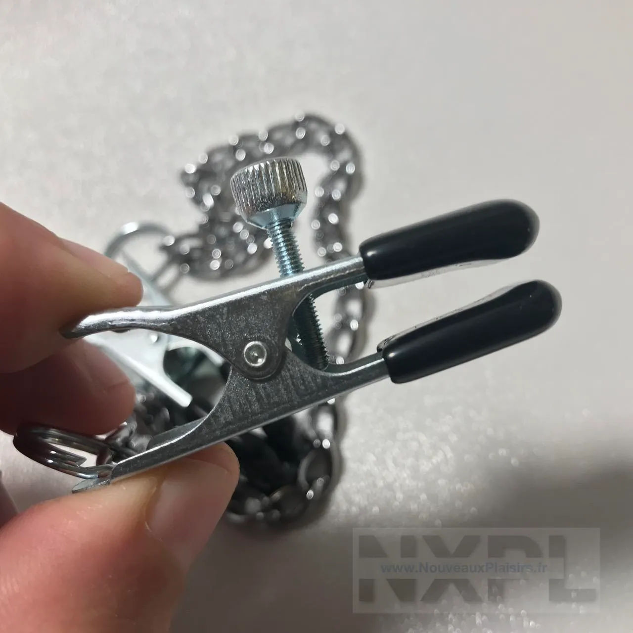 nxpl pinces a seins larges demonia 06