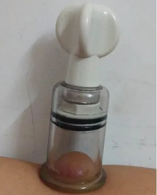 Pompe à tétons Nipple Suckers en action