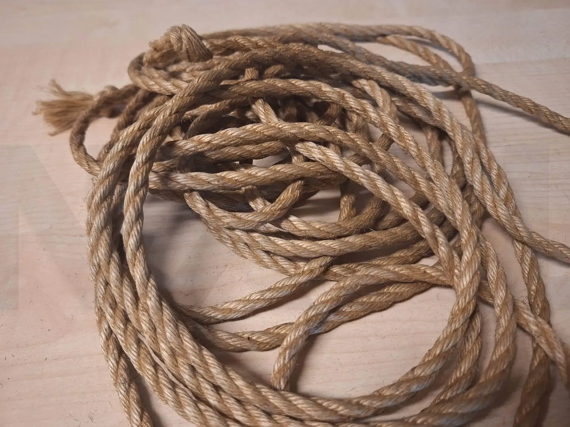 Corde de Shibari propre après nettoyage