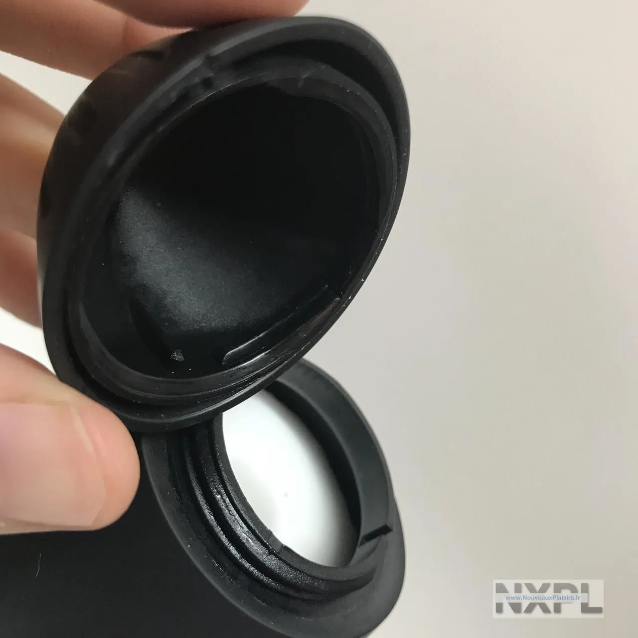 Couvercle arrière du Satisfyer Men pour le réglage de l'aspiration