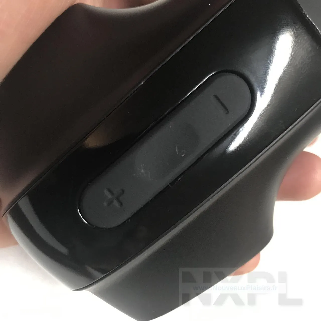 Boutons de contrôle du Satisfyer Men Vibration