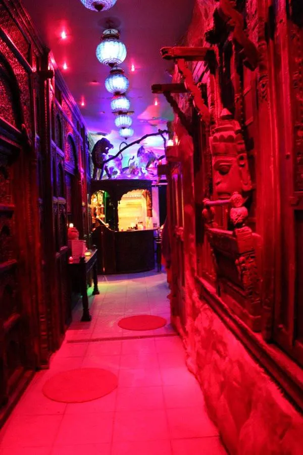 Sortie, visite et avis sur le sauna libertin l'Eclipse à Paris - NXPL