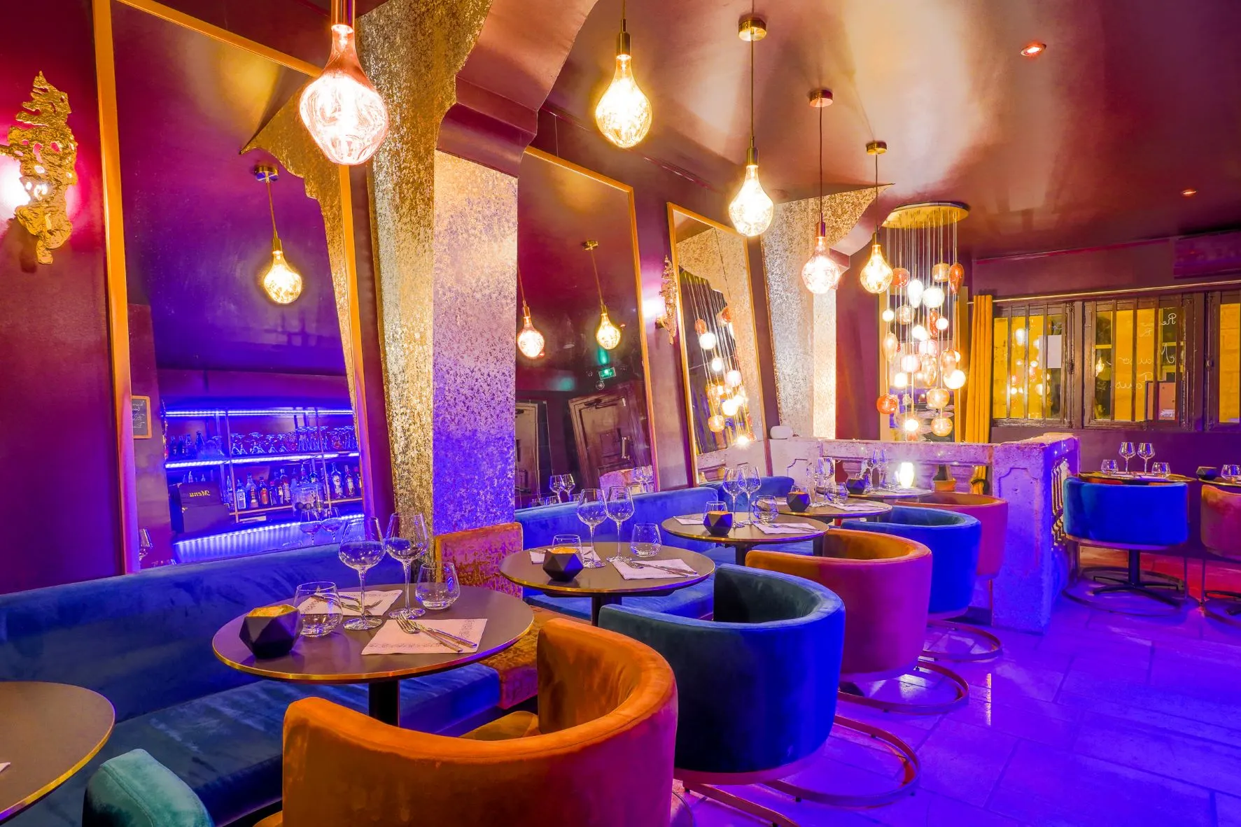 Retour au club libertin Le Secret