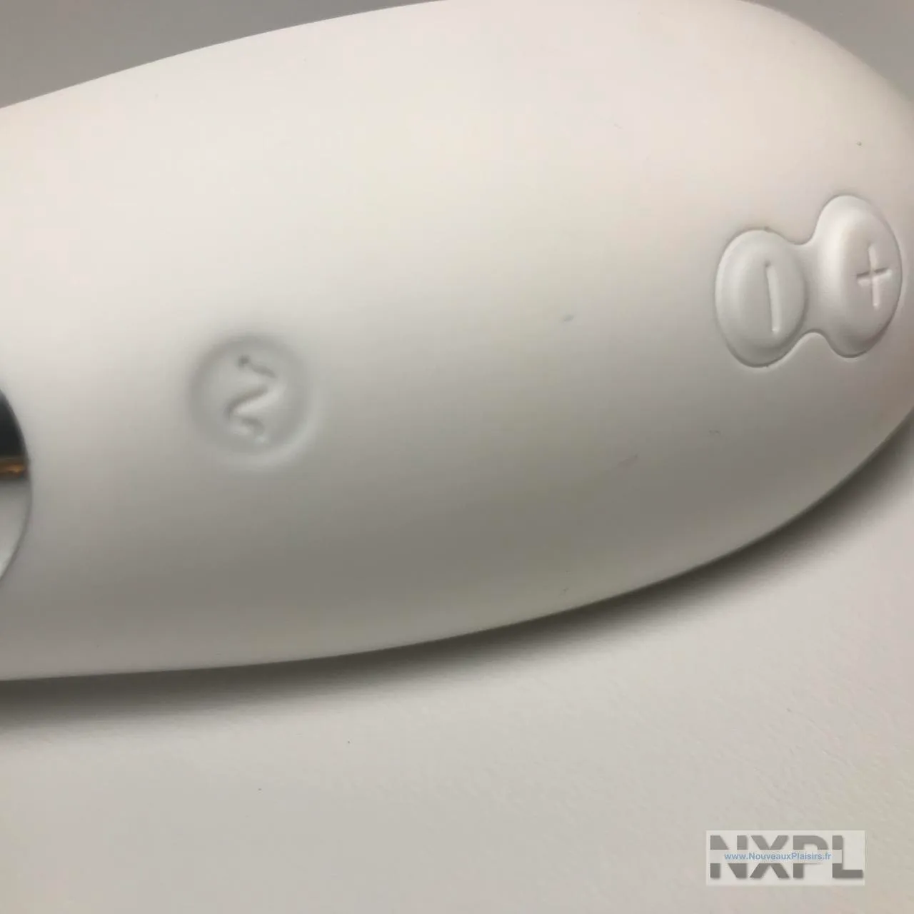nxpl womanizer premium blanc 04
