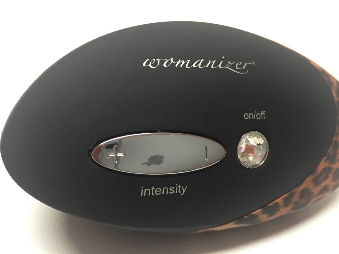 Boutons de commande et de puissance du Womanizer W500