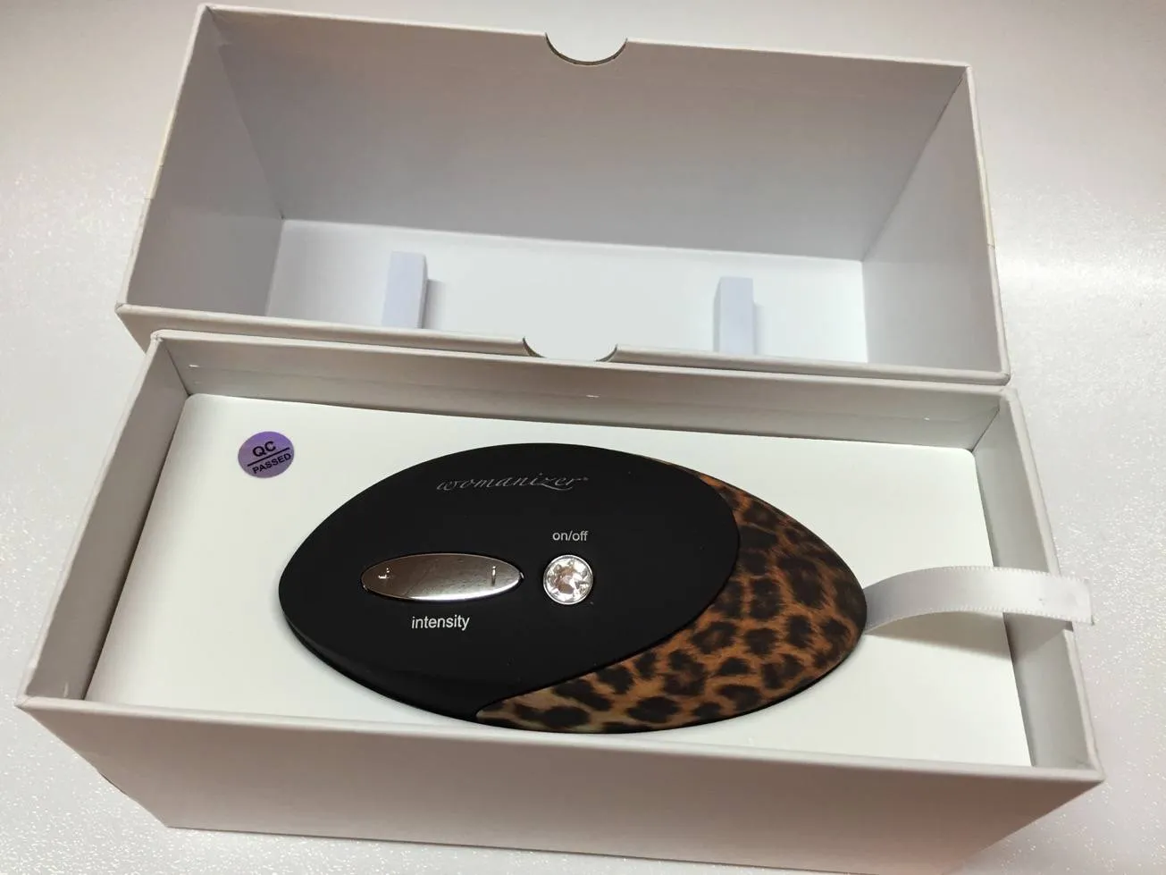 nxpl womanizer w500 unboxing 03