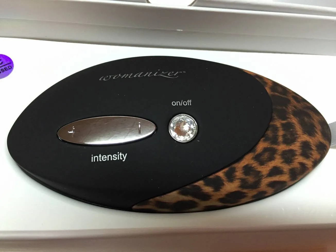 nxpl womanizer w500 unboxing 04