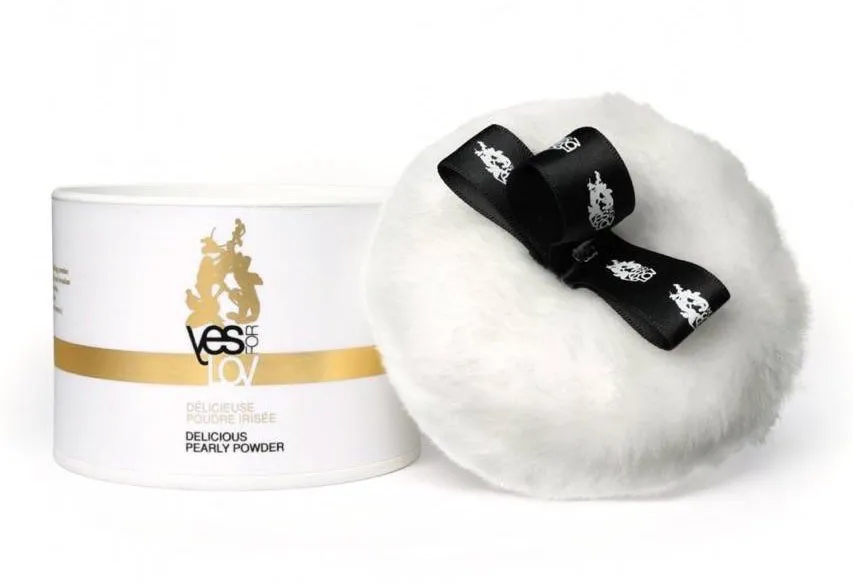 Délicieuse poudre irisée de YesForLov : une invitation à la luxure