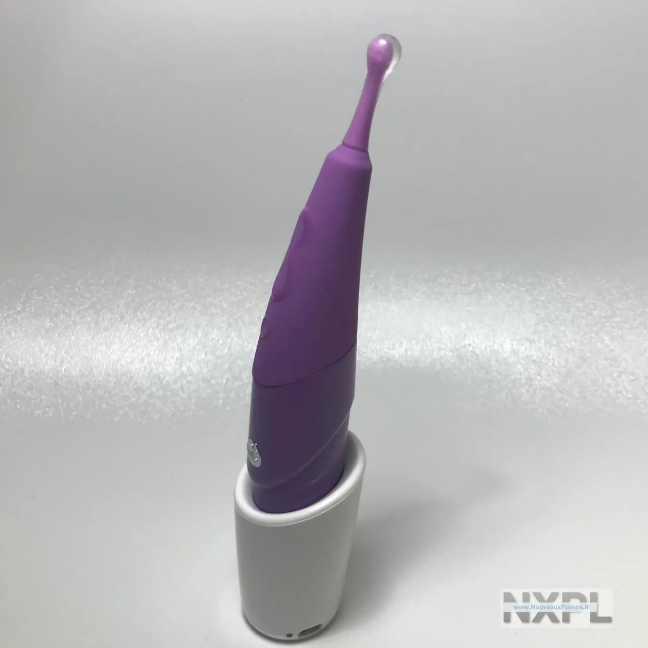 nxpl zumio caress 07