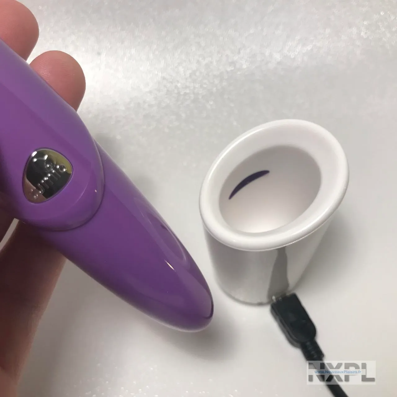 nxpl zumio caress 11