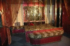 Ambiance générale au club Le 5 et plus