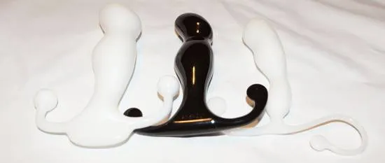 Comparaison de taille entre le Progasm, le Progasm Jr et l'Helix d'Aneros