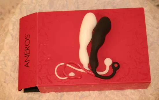 Comparaison entre l'Aneros Helix blanc et l'Aneros Helix Syn noir