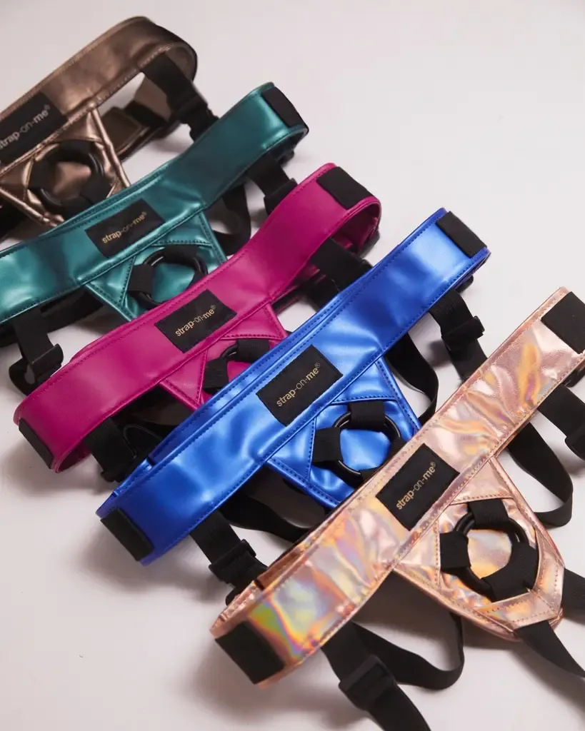 strap on me 00006