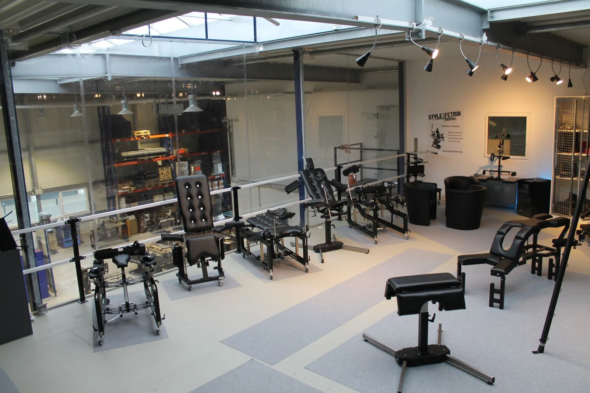 Salle de démonstration du mobilier BDSM